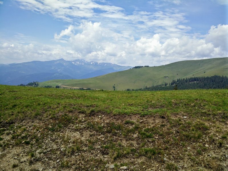 Muntii Suhard spre Muntii Maramuresului