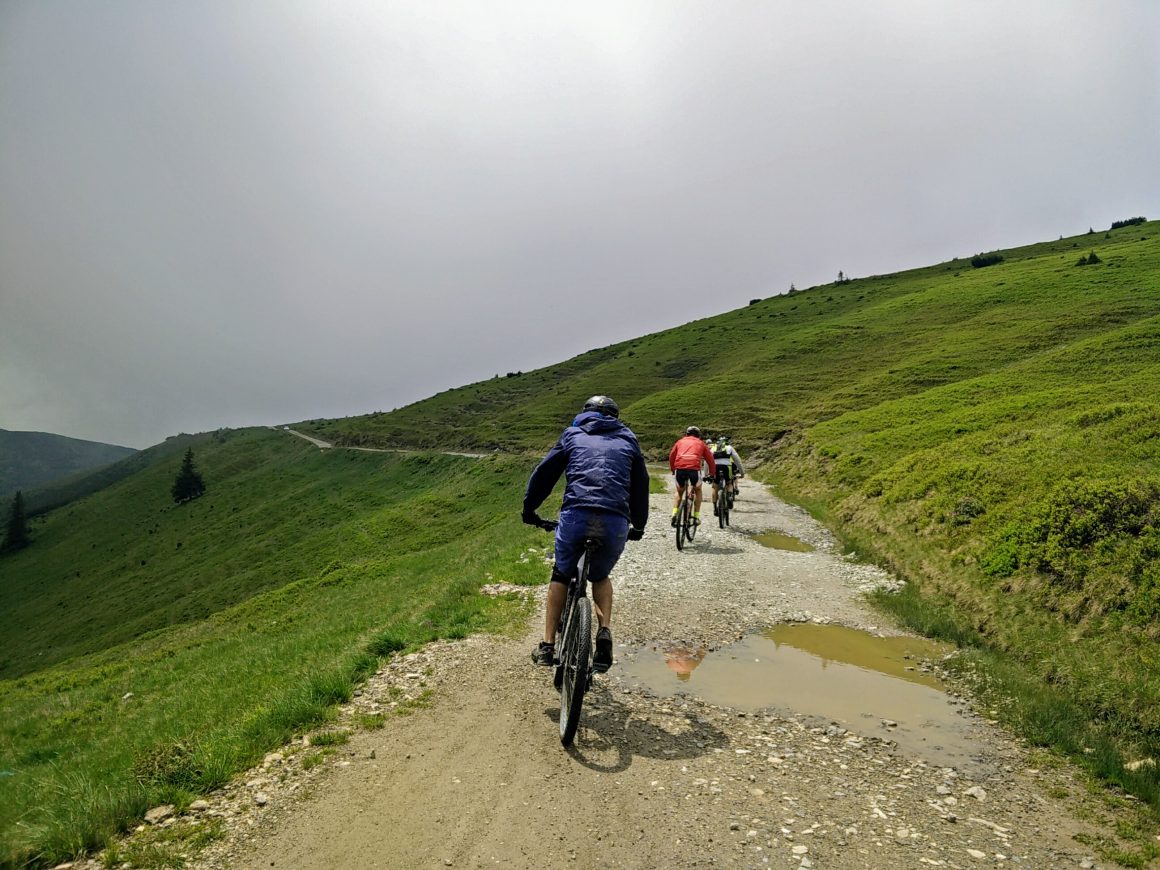 Muntii Maramuresului prin ceata