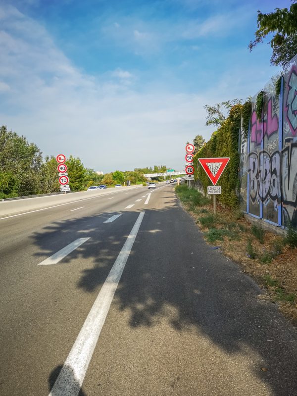 bike touring N113