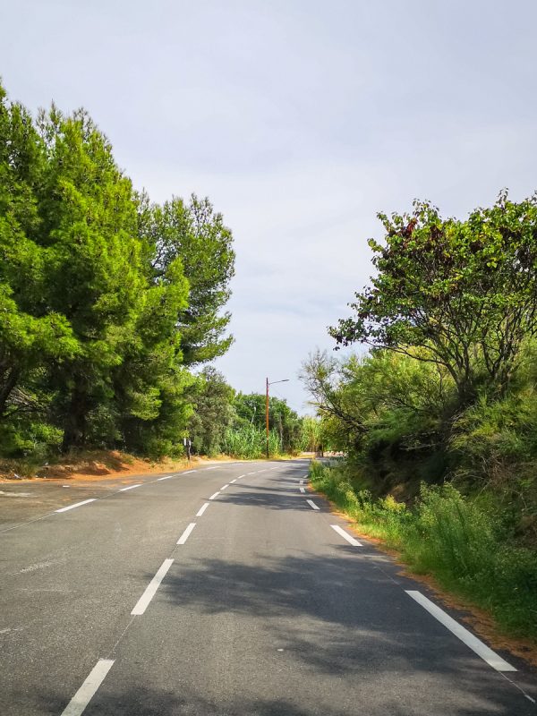 Ancienne Route de Marseille bike touring
