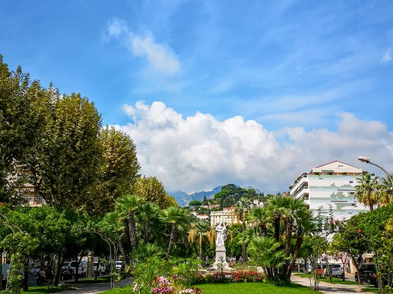 Bike touring in menton