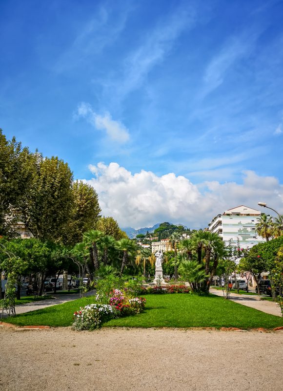 Bike touring in menton
