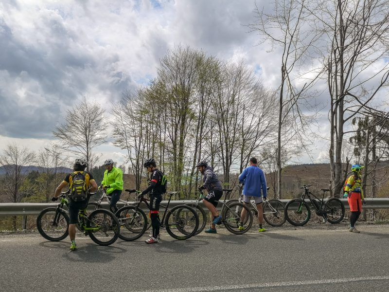 Pasul Neteda cycling
