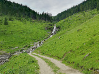 cascada puzdrele mtb